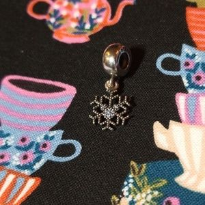 Mickey's Sparkling Snowflake Pandora Charm